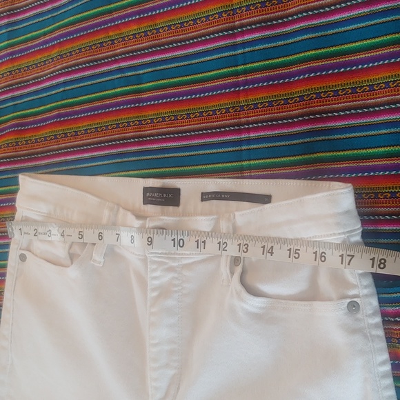 Banana Republic Women's Premium Denim Mid Rise Skinny Jeans, White, Size 31 - Picture 11 of 12